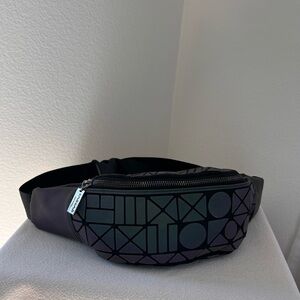 Black Geometric Crossbody Belt Bag